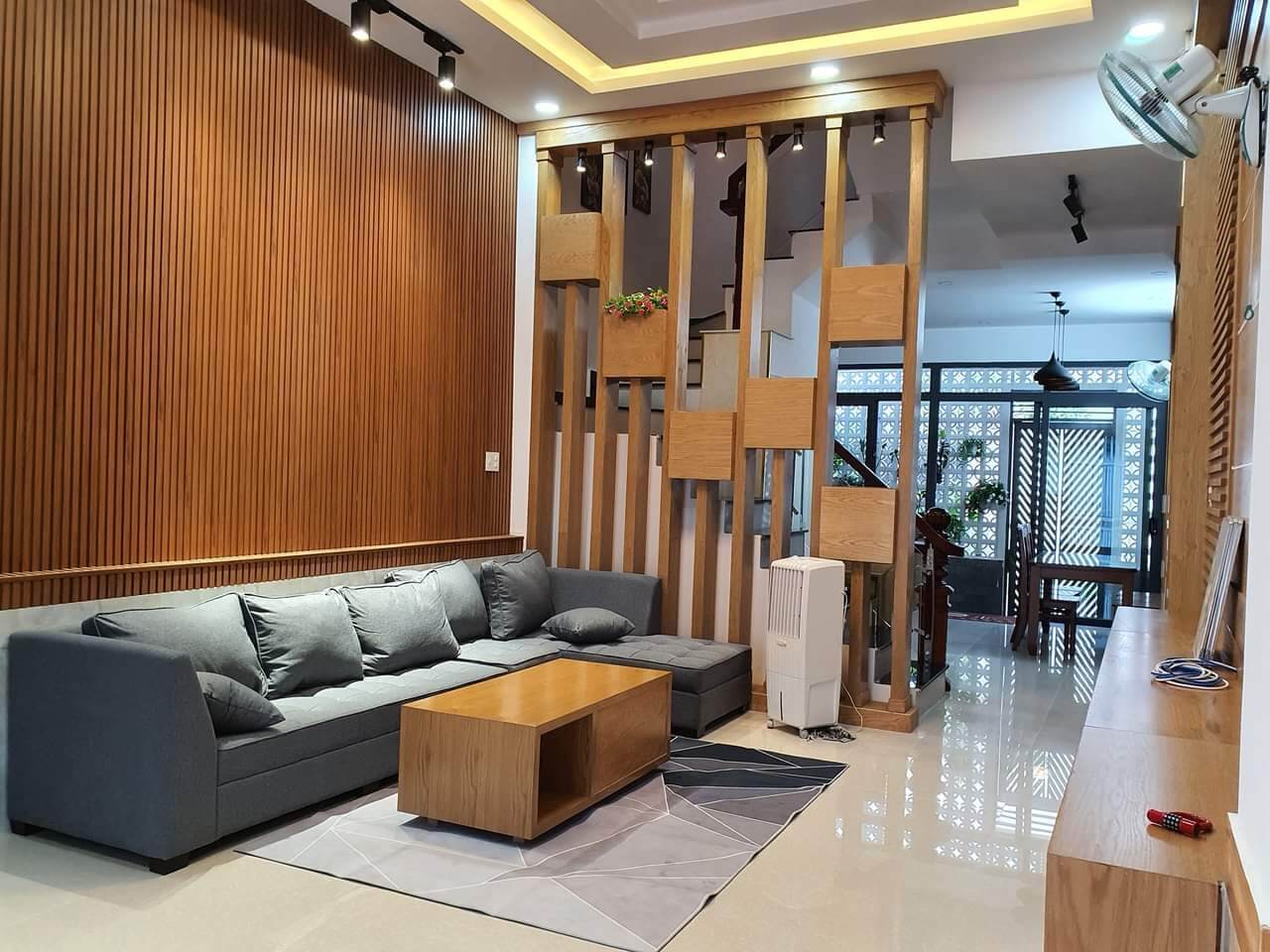 Mẫu thiết kế nội thất nhà ống hiện đại - Chị Vân, Tân Bình