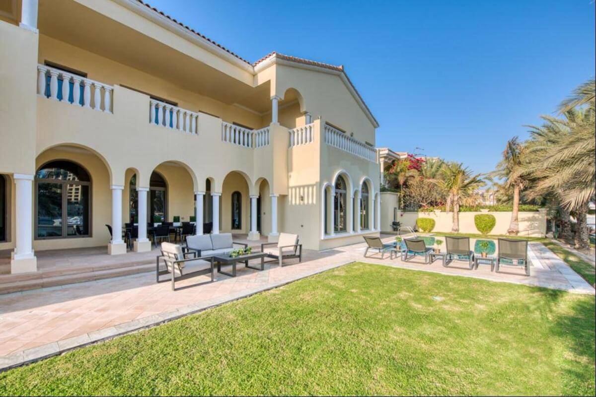 Biệt thự Frond Signature Villa In Palm Jumeirah, Dubai