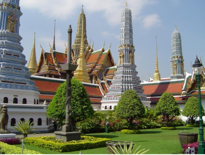 công trình kiến trúc nổi tiếng của Lào 11
