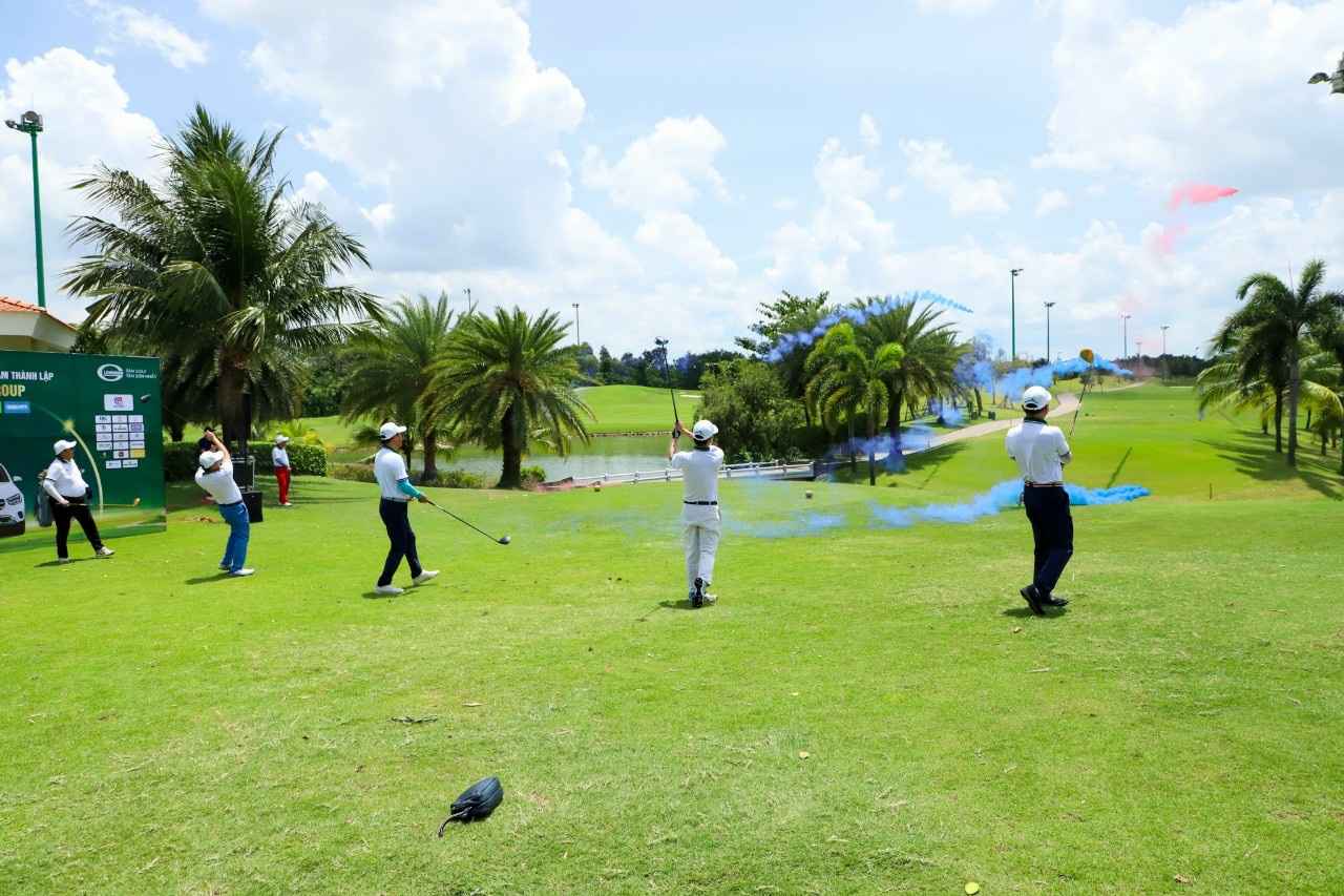 giải golf kỷ niệm 15 năm thành lập Trần Anh Group-4